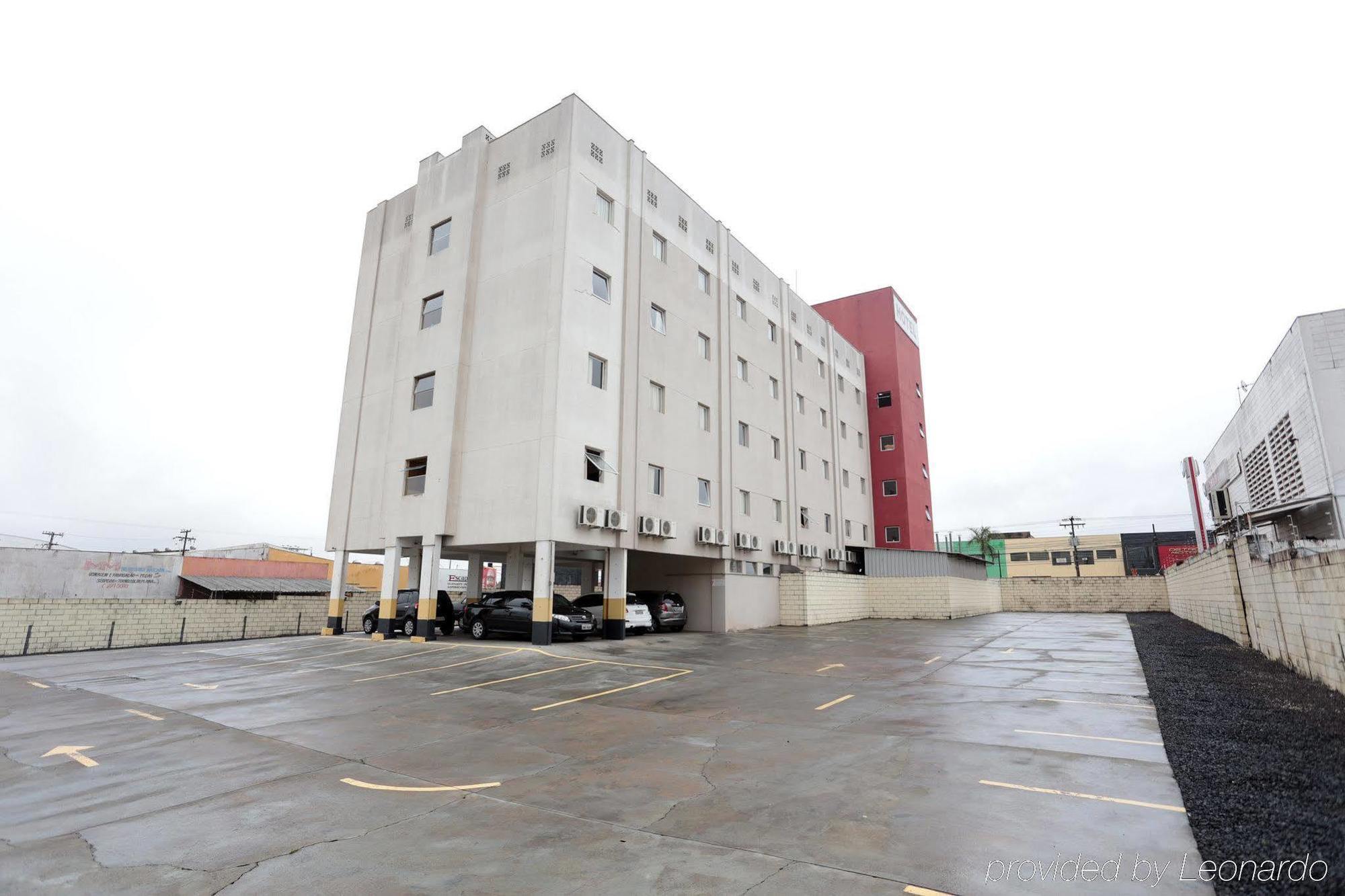 Hotel Dan Inn Sao Carlos By Nacional Inn Exteriér fotografie